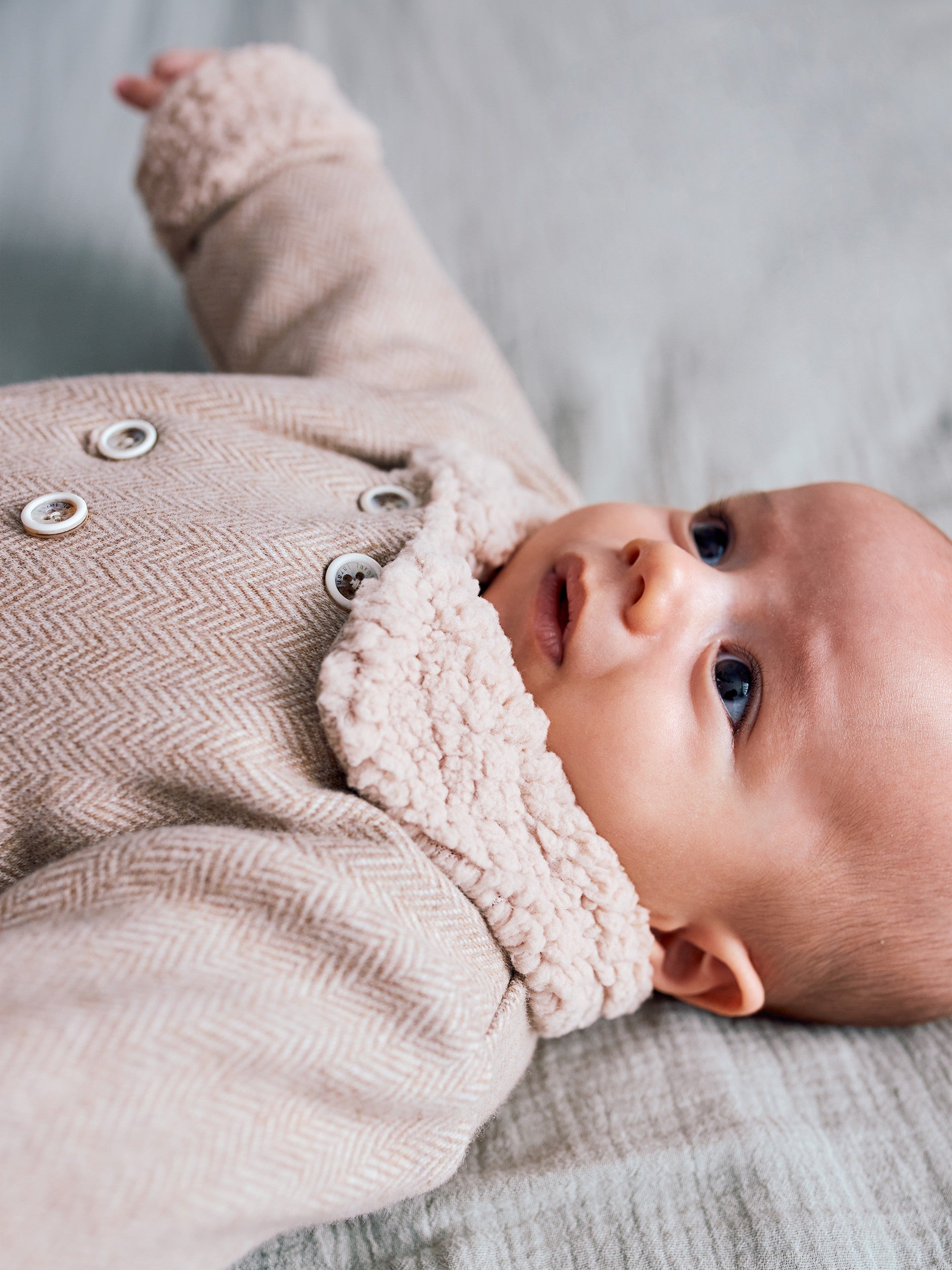 GILET EN MAILLE EN EPI DOUBLE EN FOURRURE
