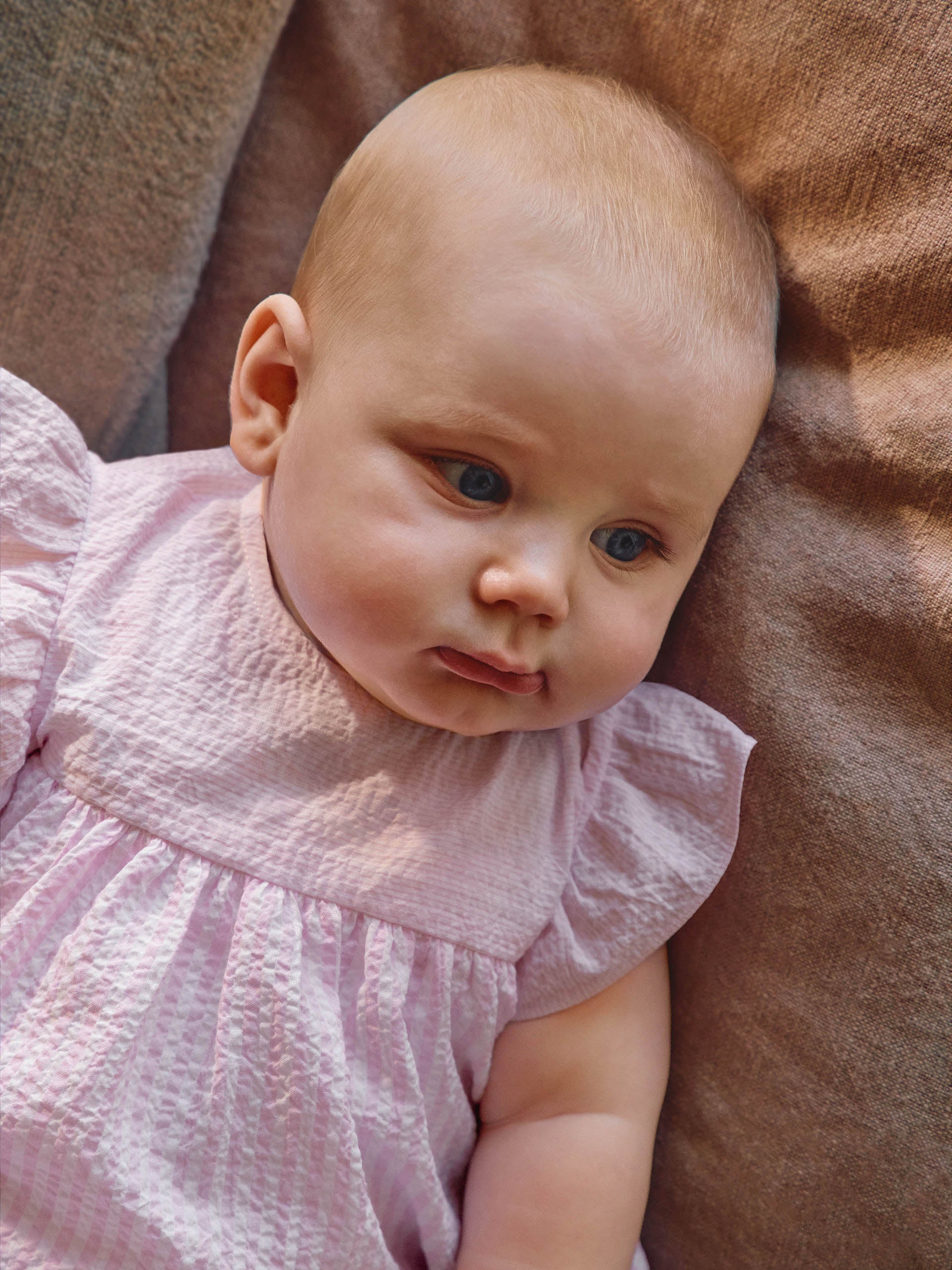 ROBE SEERSUCKER A RAYURES ET BRODERIE