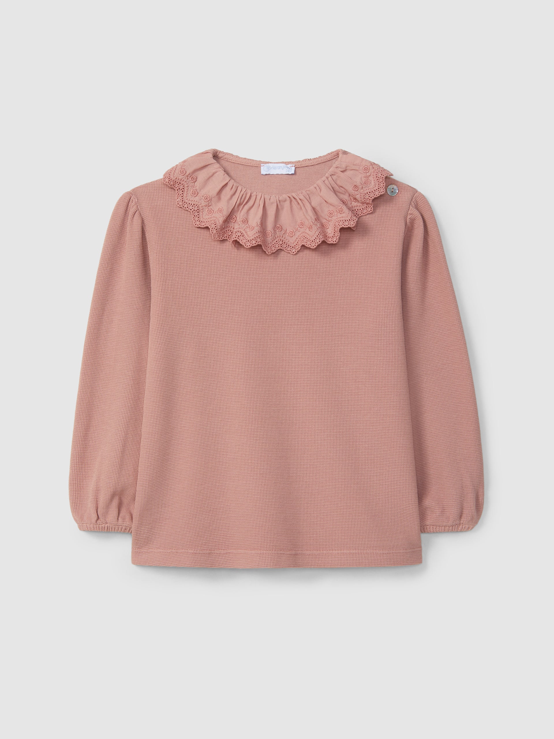 LONGLSEEVE EN MAILLE GAUFREE AVEC COL EN BRODERIE ANGLAISE