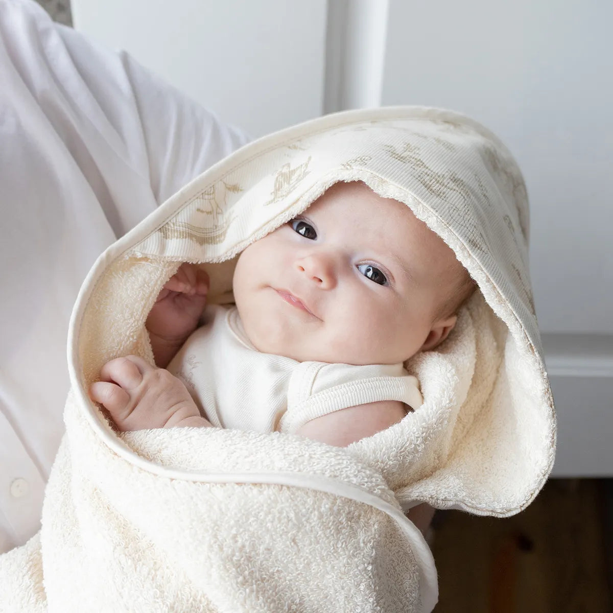 BATH TOWEL WITH CAPUZ EM FABRIC