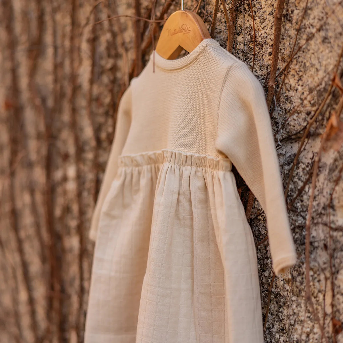 ROBE EN TRICOT ET TISSU